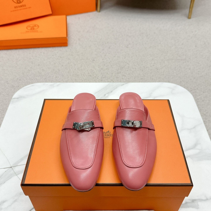 H**mes slippers